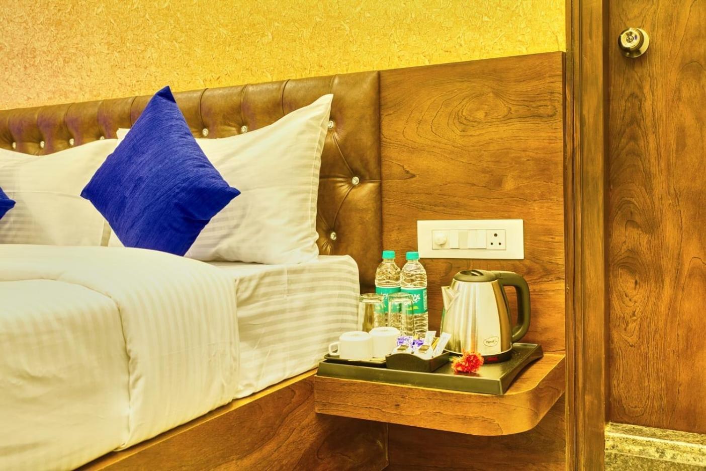 Sm Royal Stay Hotel - Near Bangalore International Airport Devanahalli 外观 照片